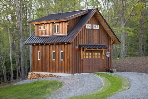 Timber Frame Garage / Workshop / Guest house - Craftsman - Garage - Charlotte - by Carolina Timberworks | Houzz Garage With Shop, Timber Frame Garage, Max Headroom, Garage Pictures, Craftsman Garage, Garage Guest House, Building A Garage, Garage Apartment Plans, Pole Barn House Plans