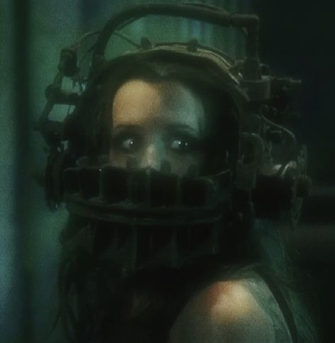 Amanda Saw, Amanda Young Saw, Reverse Bear Trap, Jigsaw Movie, Saw Horror, Saw Traps, Saw Jigsaw, Saw Iii, Saw Series