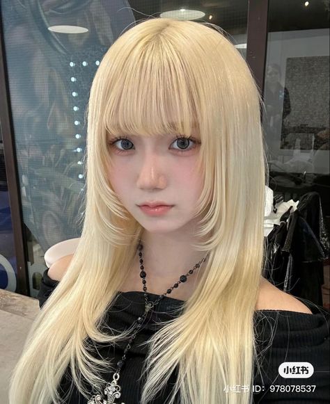 Asian Hairstyle, Hime Cut, Blonde Asian, Blonde Hair With Bangs, How To Cut Bangs, Blonde Hair Girl, Kawaii Hairstyles, Pretty Hair Color, Fringe Hairstyles