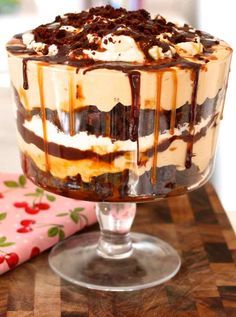 Chocolate Brownie Trifle, Brownie Trifle Recipe, Christmas Trifle Recipes, Oreo Trifle, Gemma Stafford, Trifle Bowl Recipes, Trifle Dessert Recipes, Christmas Trifle, Brownie Trifle