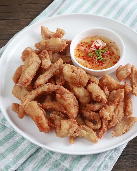 Fried Beef Tripe Recipes, Fried Tripe Recipes, Beef Tripe Recipes, Fried Tripe, Tripe Recipe, Mongolian Food, Filipino Pork Adobo, Tripe Recipes, Offal Recipes