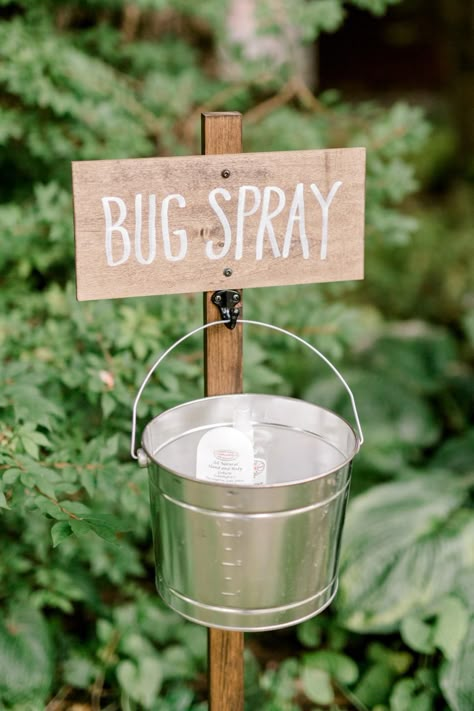 Backyard Wedding Decorations, Landscape Diy, Small Backyard Wedding, Deco Champetre, Backyard Reception, Yard Wedding, Cottage Wedding, Summer Backyard, Bug Spray