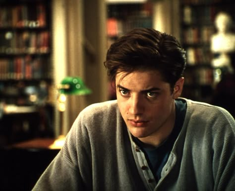 Brendan Fraser 90s, Young Male Actors, Rachel Weisz The Mummy, Rick O Connell, Mummy Movie, 90s Actors, Brendan Fraser, River Phoenix, Movie Shots