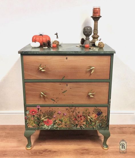 Revamp Furniture, Vintage Chest Of Drawers, Diy Furniture Renovation, Furniture Renovation, Diy Furniture Table, Refurbished Furniture, Hand Painted Furniture, Furniture Restoration, Furniture Makeover Diy