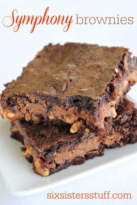 Symphony Candy Bar Brownies | Six Sisters' Stuff Symphony Brownies, Butterfinger Blondies, Candy Bar Brownies, Raisin Filled Cookies, Boxed Brownies, Yummy Bars, Brownie Desserts Recipes, Delish Desserts, Six Sisters Stuff