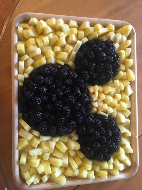 Mickey Mouse Party Fruit Tray, Mickey Mouse Birthday Fruit Tray, Minnie Mouse Fruit Tray, Mickey Mouse Themed Fruit Tray, Mickey Mouse Fruit Ideas, Mickey Mouse Veggie Tray Ideas, Mickey Birthday Food, Mickey Fruit Tray, Mickey Mouse Fruit Platter