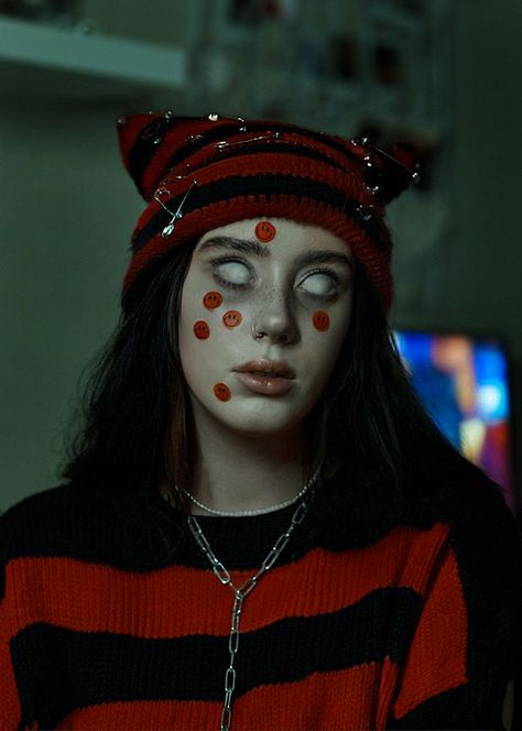 Billie Eilish Creepy, Scary Photos, Photo Idea, Billie Eilish, Photography, Quick Saves, Art