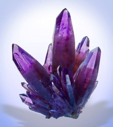 Wowzers...I'm really digging today's Luxury #crystaleyecandy treat! It's this unique formation of Amethyst which is a Gem of Fire! ♥ #crystalbliss #earthfamilycrystals  Do you own any of this luscious crystal? Tall Art, Crystal Aesthetic, Fine Minerals, Pretty Rocks, Cool Rocks, Beautiful Rocks, Crystal Magic, Gems Crystals, Minerals And Gemstones