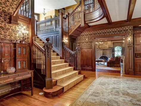 Love this staircase Victorian Entryway Foyers, Manor House Staircase, Victorian Entryway, Grand Staircase Aesthetic, Victorian Spiral Staircase, Old Mansions Interior, Victorian Grand Staircase, Castle Stairs Grand Staircase, Mediterranean Revival