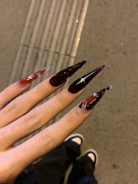 Emo Nails, Vamp Goth, Rave Nails, October Nails, Goth Nails, Glow Nails, Unique Acrylic Nails, Dark Nails, Nails Inspo