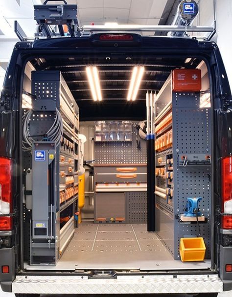 Van oficina Van Storage Ideas Tools, Truck Organization Ideas, Service Truck Organization, Van Storage Ideas, Mechanics Service Truck, Work Truck Organization, Work Truck Storage, Officine In Garage, Van Organization