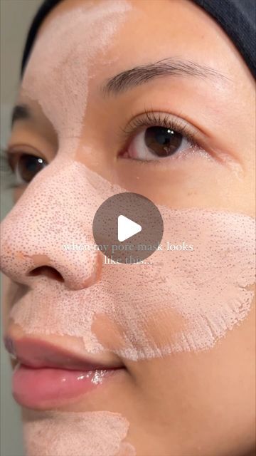 Marielle Juan on Instagram: "using the @caudalie instant detox mask 😮‍💨✋ 

#poremask #poreskincare #poretreatment #claymask #instantdetoxmask #detoxmask #caudaliedetox  #caudaliedetoxmask" Caudalie Mask, Acne Help, Forehead Acne, Pore Mask, Night Skin Care Routine, Acne Solutions, Morning Skincare, Clear Skin Tips, Under Eye Bags