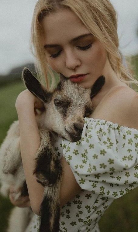 Photoshoot With Goats, Farm Animal Photoshoot, Sheep Photoshoot, Goat Photoshoot, Chicken Photoshoot, Cottagecore Photoshoot, Livestock Photography, Farm Photoshoot, Animal Photoshoot