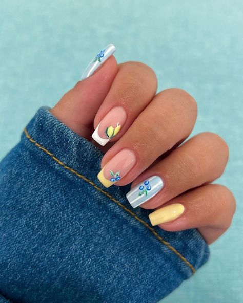 Summer nails set 🌸🌼✨1-6 ? by @nailsbynicole.__ August Nail Art, Nails Lemon, Beach Manicure, Cobalt Blue Nails, Pink Nail Art Designs, August Nails, Summer Nail Art, Vibrant Nails, Pink Nail Art