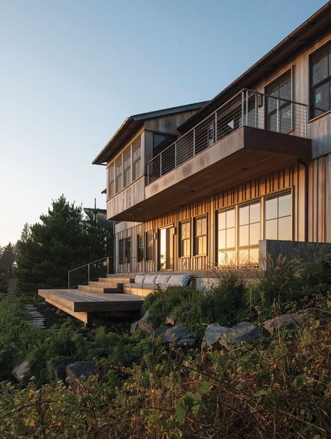 House In A Hill, House On Hillside, 70s Room, Platform Deck, A Sense Of Place, Outdoor Walkway, Hillside House, Cle Tile, Clerestory Windows