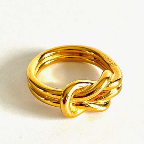 Vintage Hermes Gold Plated Knot Scarf Ring Hermes Scarf Ring, Hermes Ring, Knot Jewelry, Scarf Knots, Scarf Rings, Hermes Accessories, Jewelry Knots, To My Mom, Knot Design