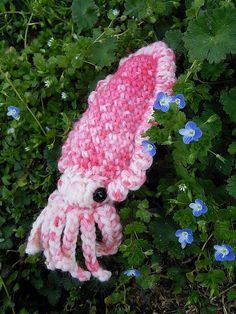 Summer Crochet Plushies, Free Octopus Crochet Pattern, Cuttlefish Crochet, Fish Crochet Pattern Free, Crochet Fish Pattern Free, Crochet Aquarium, Ocean Crochet, Crochet Ocean, Crochet Sea Creatures