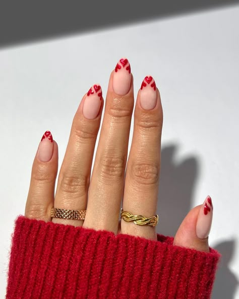 French tips made out of hearts ❤️✨ #nails #nailinspo #nailart #naildesign #valentines #valentinesnails | Instagram Heart Tip Nails, Wine Nails, Nagel Tips, Christmas Gel Nails, Nails Now, Summery Nails, Casual Nails, Red Nail Designs, Burgundy Nails