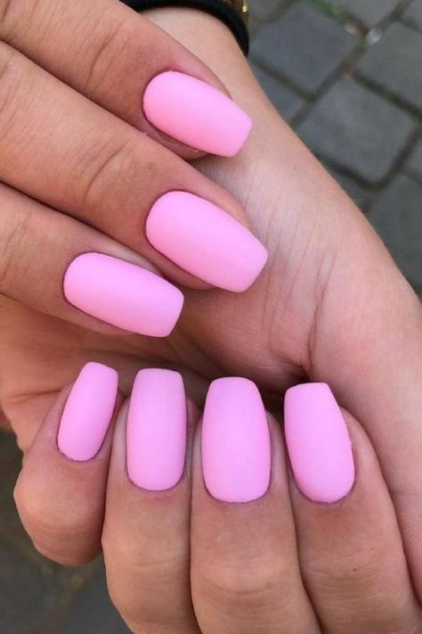 Pastel Pink Matte Nails, Matte Powder Blue Nails, Matte Pink Gel Nails, Nails 2023 Trends Matte, Matte Beach Nails, Best Matte Nail Colors, Summer Matte Nails Design, Mat Pink Nails, Matte Pink Nails With Design