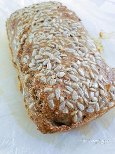 Koolhydraatarm pittenbrood ⋆ Koolhydraatarm brood ⋆ Carb Free Recipes, Gluten Free Bakery, Carb Free, Low Carbohydrates, Low Carb Bread, Go For It, Healthy Baking, Low Carb Recipes, Tapas