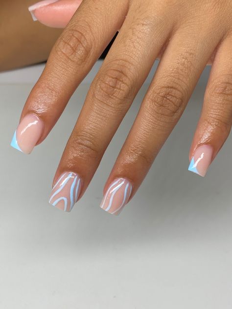 Short Nails Full Set, Hard Nails Short, Shorts Nails Idea, Gel Nails Ideas Square, Short Manicured Nails Gel, Baddie Short Acrylic Nails Square, Baddie Short Acrylic Nails Designs, Short Natural Nail Designs, Baddie Short Nails