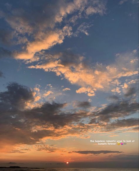 Weather Captions, Sunset Aesthetic Instagram Story, Sky Captions, Sunset Captions For Instagram, Sunset Captions, Sunset Quotes Instagram, Aesthetic Captions, Instagram Picture Quotes, Pretty Skies