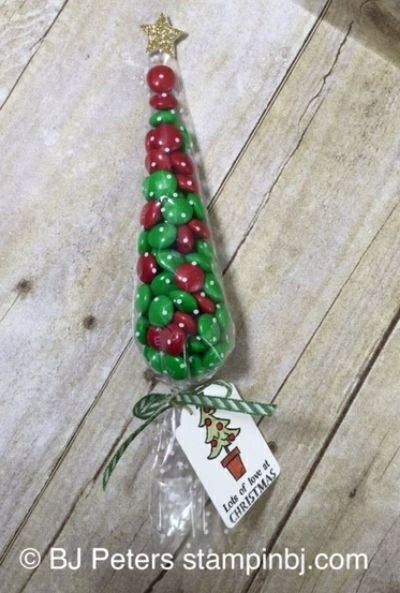 Christmas Candy Gifts, Best Friend Christmas Gifts, Christmas Treat Bags, Candy Crafts, Christmas Favors, Candy Christmas, Homemade Christmas Gifts, Christmas Gifts For Friends, Homemade Christmas