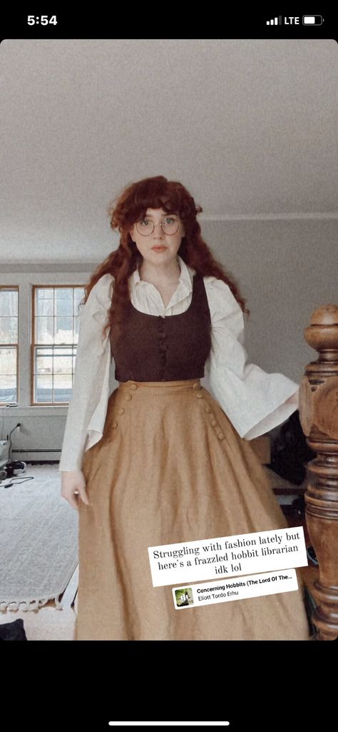 Summer Hobbit Outfit, Female Hobbit Outfit, Hobbit Costume Female, Hobbit Outfit Female, Hobbit Inspired Outfits, Hobbitcore Outfits, Female Hobbit, Hobbit Outfit, Hobbit Oc