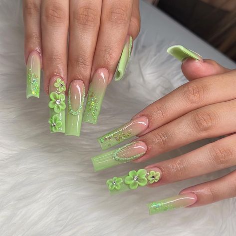 Green Polygel Nails, Princess And The Frog Nails Acrylic, Princess And The Frog Nails, Green Nail Set, Enchanted Forest Nails, Acrylic Nail Designs Classy, Quinceanera Nails, Green Acrylic Nails, Stunning Nails