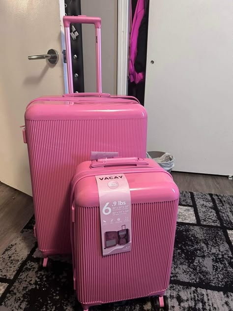 Pink Suit Case, Cute Luggage For Women, Suitcases Aesthetic, Pink Luggage Sets, Suitcase Pink, Pink Aesthetic Girly, Girls Luggage, Travel Instagram Ideas, Pink Suitcase