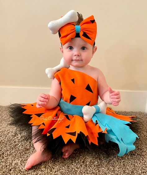 🦴🧡🖤 #pebbles #theflintstonescostume Flintstones Costume, Halloween Birthday Parties, Pebbles Costume, Photo Shoot Dress, Toddler Photoshoot, Toddler Photos, Fancy Costumes, Baby Advice, Toddler Costumes