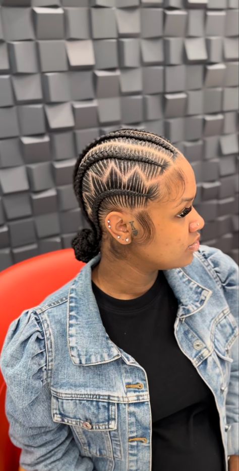 8 Feeder Braids To The Back, Braided Scalp Ponytail, Back Braids With Bun, Straight Back Hairstyles For Black Women, Cornrows Styles For Black Women, Stitch Braids Black Women, Feed In Braids Into Low Bun, Scalp Braids For Black Women, All Back Hairstyle