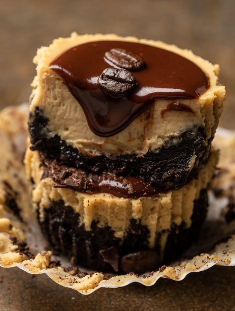 Mini Espresso Cheesecakes - Baker by Nature Baker By Nature, Coffee Cheesecake, Easy Cheesecake Recipes, Cheesecake Filling, Cookie Crust, Mini Cheesecakes, Creamy Cheesecake, Cheesecake Bars, Chocolate Cheesecake