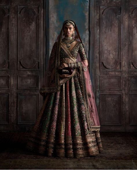 Sabyasachi Collection, Bridal 2024, Sabyasachi Lehenga, Latest Bridal Lehenga, Indian Bride Outfits, Bridal Lehenga Collection, Bride Outfits, Indian Bridal Fashion, Indian Bridal Outfits