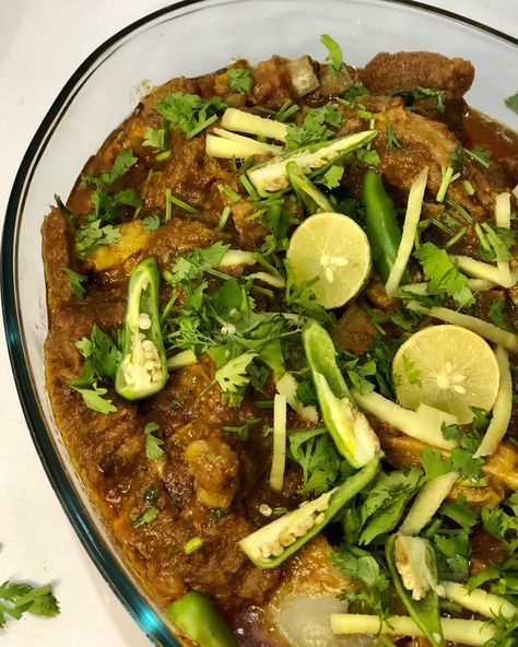 MUTTON KARAHI🥘 _______ #eid #eidspecial #eidmubarak #eiduladha #2024 #meatyeid #meat #love #meatlovers #mutton #karahi #foryou #fyp #mirchmasalacuisine #instagood #viral #curry #recipe #recipeoftheday #recipeshare #cooking #foodporn #pakistan #cuisine #foodphotography #foodstagram #trending #explore #explorepage #exploremore Pakistan Cuisine, Mutton Karahi, Meat Love, Eid Special, Eid Ul Adha, Curry Recipe, Meat Lovers, Recipe Of The Day, Eid Mubarak