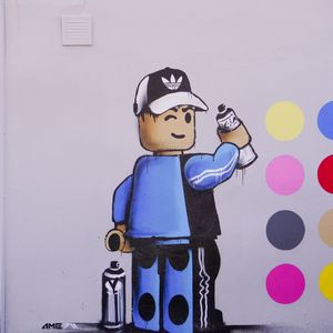 Street art Lego Graffiti, Big Boy Bedrooms, Street Art Banksy, School Lockers, Lego Characters, Spray Paint Art, Lego Art, Paint Art, Art Inspiration Painting