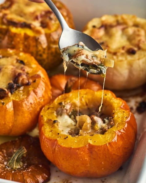 Stuffed Mini Pumpkins, Mushroom And Cheese, Stuffed Pumpkins, Recipes To Cook, Pumpkin Chocolate Chip Bread, Classic French Dishes, Fall Stuff, French Dishes, Cheese Stuffed