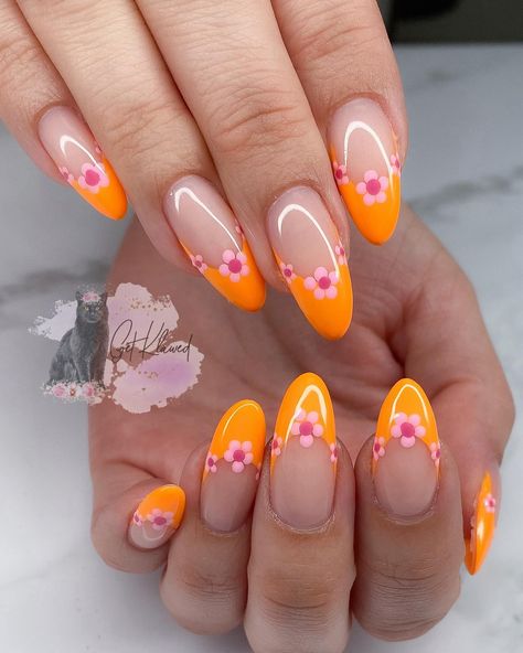 Floral French Nails, Orange French Tips, Pink Flower Nails, Hard Gel Nails, Cute Nail Art Designs, Flower Nail Designs, French Nail Designs, Nails Summer, French Tips