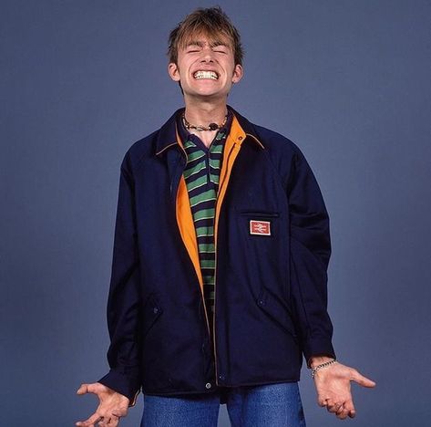 Damon Albarn 90s Outfits, Britpop Outfit, Drooling Emoji, Alex J, Blur Band, Jamie Hewlett, Damon Albarn, British Men, Gorillaz