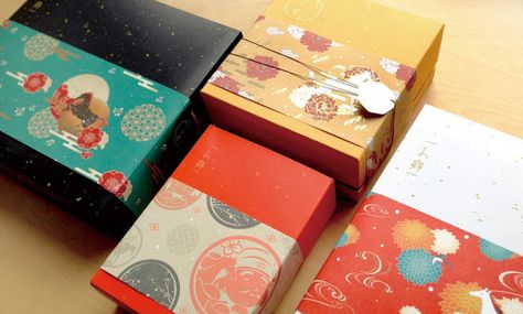 E-g-sain 2014 Chinese New Year on Packaging of the World - Creative Package Design Gallery Chinese Packaging, New Year Packages, Chinese New Year Gifts, Chinese New Year Design, New Year Designs, Box Packaging Design, Modern Chinese, Packing Design, Tea Packaging