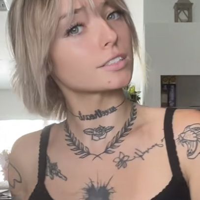 Bottom Neck Tattoo, Neck Leaf Tattoo, Symmetrical Neck Tattoo, Base Of Neck Tattoo, Leaf Neck Tattoo, Small Neck Tattoos, Shape Tattoo, Cool Chest Tattoos, Chest Tattoos