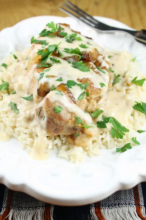 Slow-Cooker-Smothered-Pork-Chops-with-Sour-Cream-Sauce-Recipe-from-Miss-in-the-Kitchen Slow Cooker Smothered Pork Chops, Sour Cream Gravy, Easy Meal Plan, Cream Gravy, Smothered Pork, Easy Pork Chops, Easy Pork Chop Recipes, Smothered Pork Chops, Sour Cream Sauce