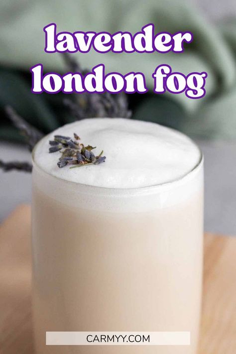 A cozy tea latte, this Lavender London Fog drink is so easy to make at home! Earl Grey tea combined with lavender, syrup, vanilla, and steamy milk, this floral, creamy latte will warm you from the inside out. London Fog Drink, Lavender London Fog, London Fog Recipe, Earl Grey Latte, London Fog Tea, Vanilla Tea, Lavender Recipes, Cozy Tea, Lavender Syrup