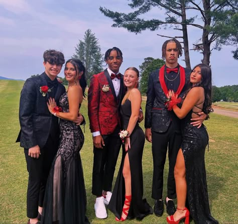 Black Prom Dress Red Accessories, Black Prom Dress Couple Pictures, Black Theme Prom Couples, Black Prom Dresses Couple, Red And Black Prom Ideas, Red Prom Looks Couple, Prom Pictures Couples Friends, Black And Red Prom Dress Couple, Black Dress Red Heels Prom