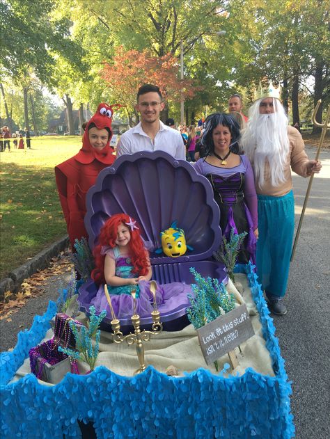 The Little Mermaid Trunk Or Treat, Under The Sea Wagon Float, Trunk Or Treat Little Mermaid, Little Mermaid Trunk Or Treat, Mermaid Parade Float, Little Mermaid Trunk Or Treat Ideas, Mermaid Wagon Float, Ariel Parade Float, Wagon Floats Ideas Kids