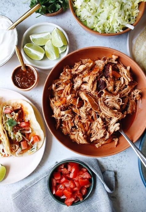 Best Chicken Tacos, Chipotle In Adobo, Shredded Chicken Crockpot, Slow Cooker Chicken Chili, Shredded Chicken Tacos, Chicken Tacos Crockpot, Crock Pot Tacos, Vegetable Fried Rice, Chicken Chili Recipe