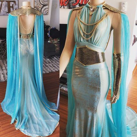 Fantasy Dresses, Fantasy Gowns, Medieval Dress, Fantasy Dress, Fantasy Fashion, Mode Inspiration, Fancy Dresses, Costume Design, Pretty Dresses