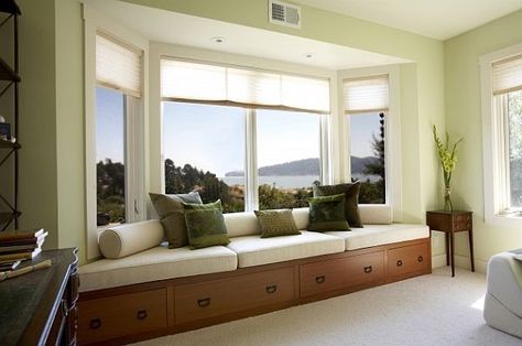 Bay Window Decorating Ideas, Bay Window Design, Bay Window Treatments, Cozy Window Seat, Bay Window Seat, Window Seat Design, Window Seat Storage, Window Benches, Contemporary Living Room