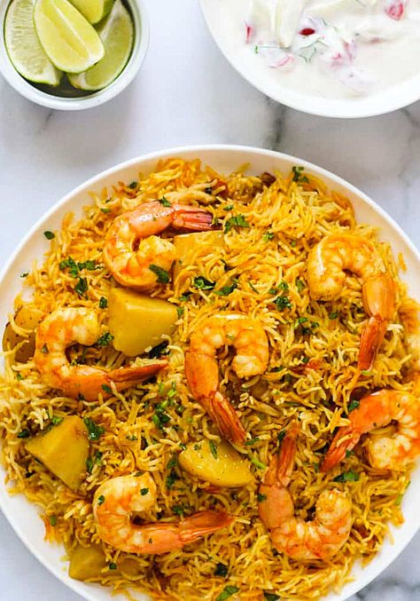 Noon Recipes, Shrimp Biryani, Noom Meals, Prawn Biryani, Instant Pot Shrimp, Calorie Density, Noom Recipes, Beach Recipes, Diner Ideas