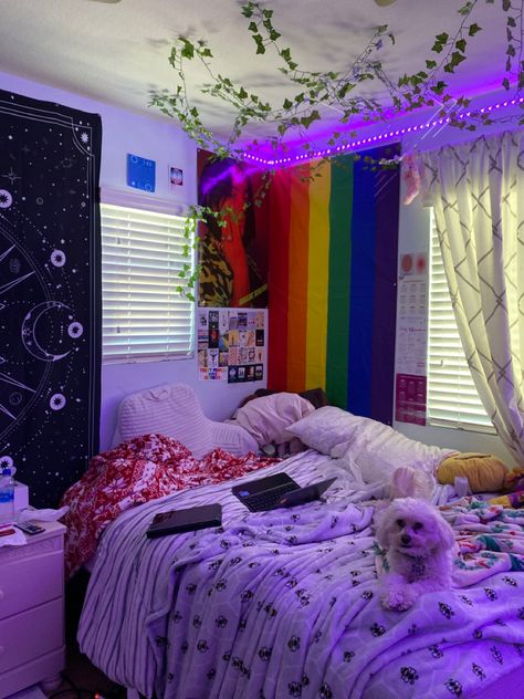 Pride Room Ideas, Lgbtq Bedroom, Pride Bedroom Ideas, Gay Room Aesthetic, Lgbtq Room Ideas, Lesbian Bedroom, Pride Room Decor, Gay Room, Teen Girl Bedroom Decor